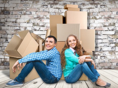 Student storage units and moving boxes in Finsbury Park