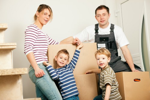 Moving day planning for local removals in Finsbury Park