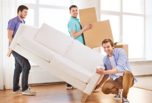 Final decision stage of a storage complaints procedure with documented outcome